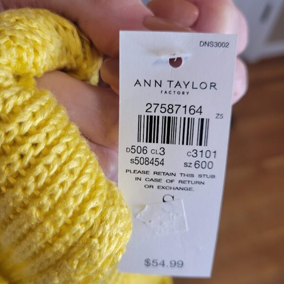 Ann Taylor Factory Yellow Ribbed V-Neck Sweater Tank – Size S (NWT) - Picture 2 of 5